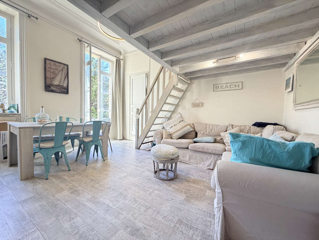 Appartement à TROUVILLE-SUR-MER