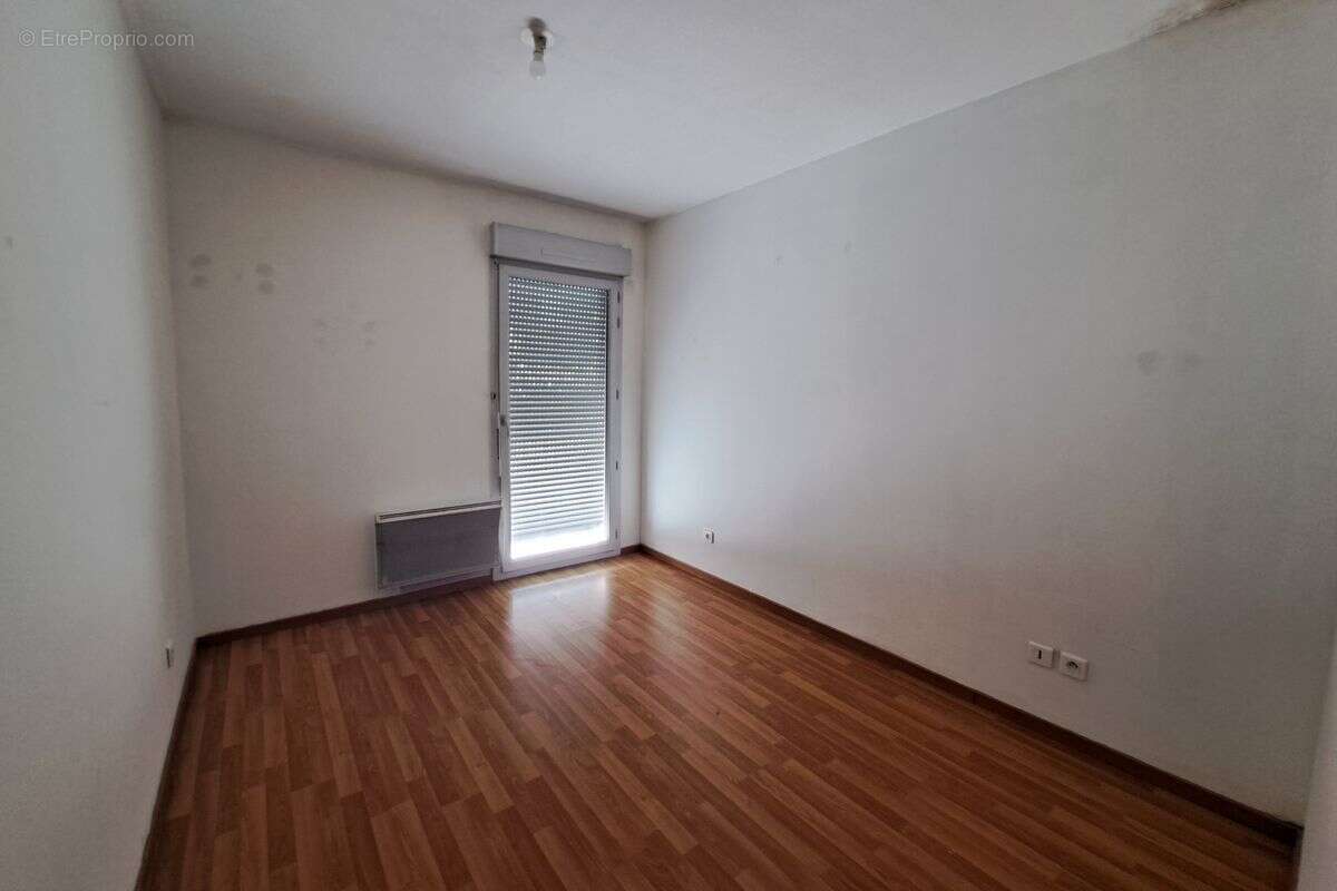 T4 de 81,8 m² à Vaulx-en-Velin au prix de vente de 169 900 € - photo 5