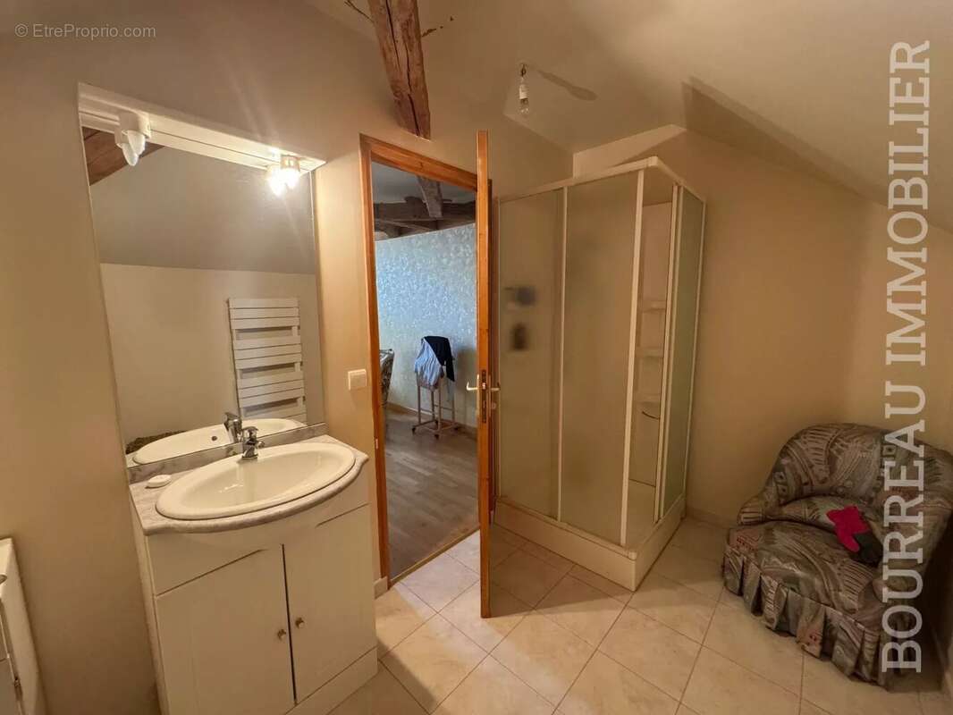 Maison à ARCES-DILO