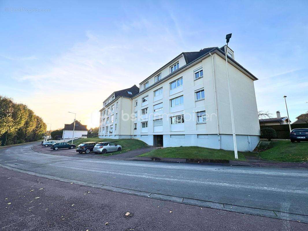 Appartement à CORMELLES-LE-ROYAL