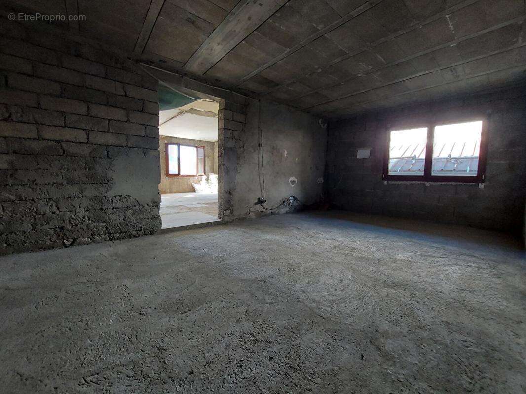 Appartement à TALLOIRES