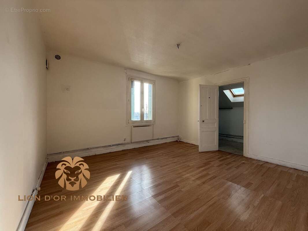 Appartement 56 m² à Neuville-Sur-Saone  - photo 5