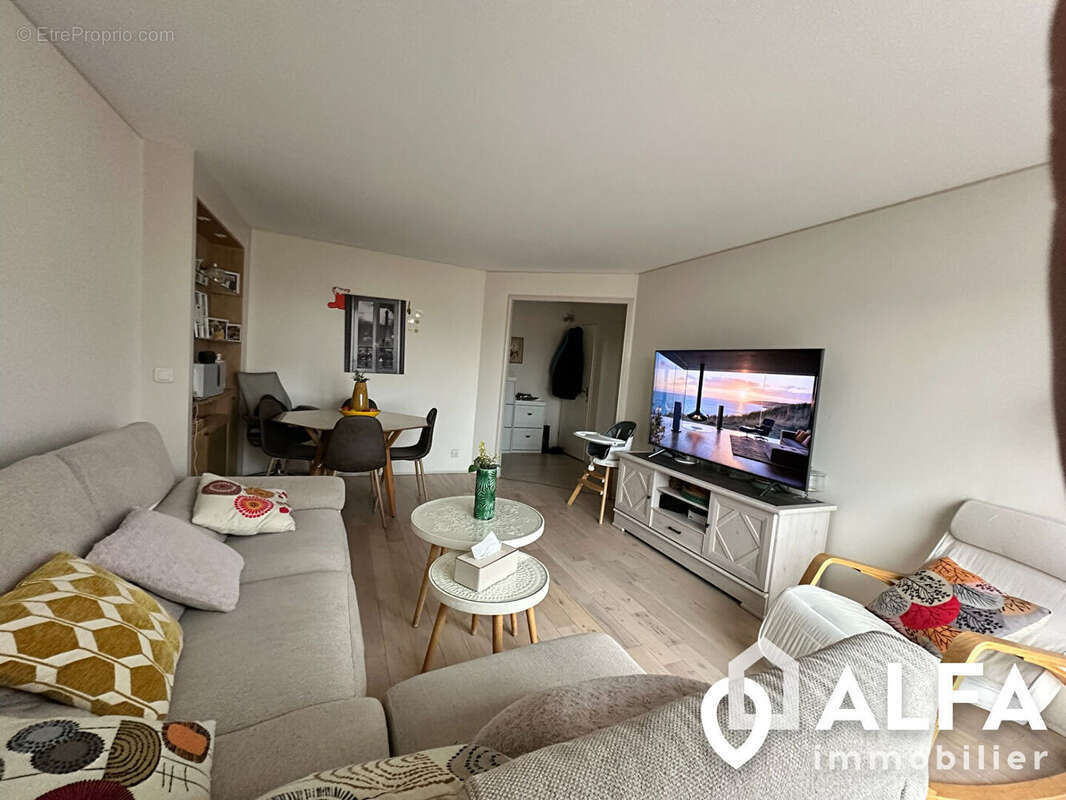 Appartement à SAINT-GRATIEN