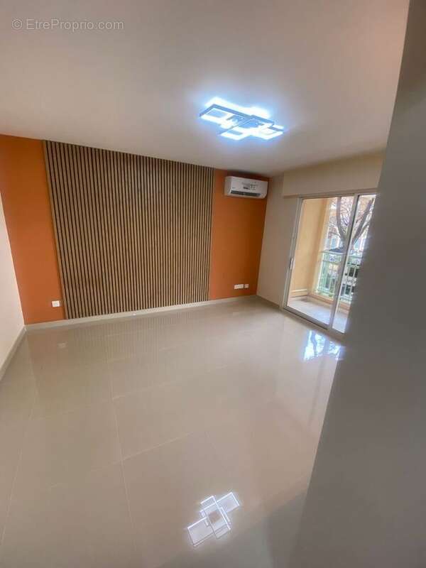 Photo 2 - Appartement à FREJUS