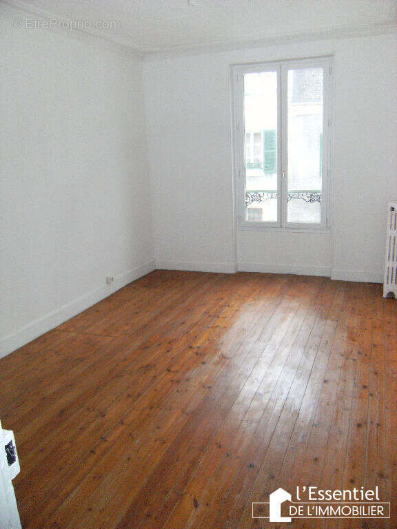 Appartement à VAUX-SUR-SEINE