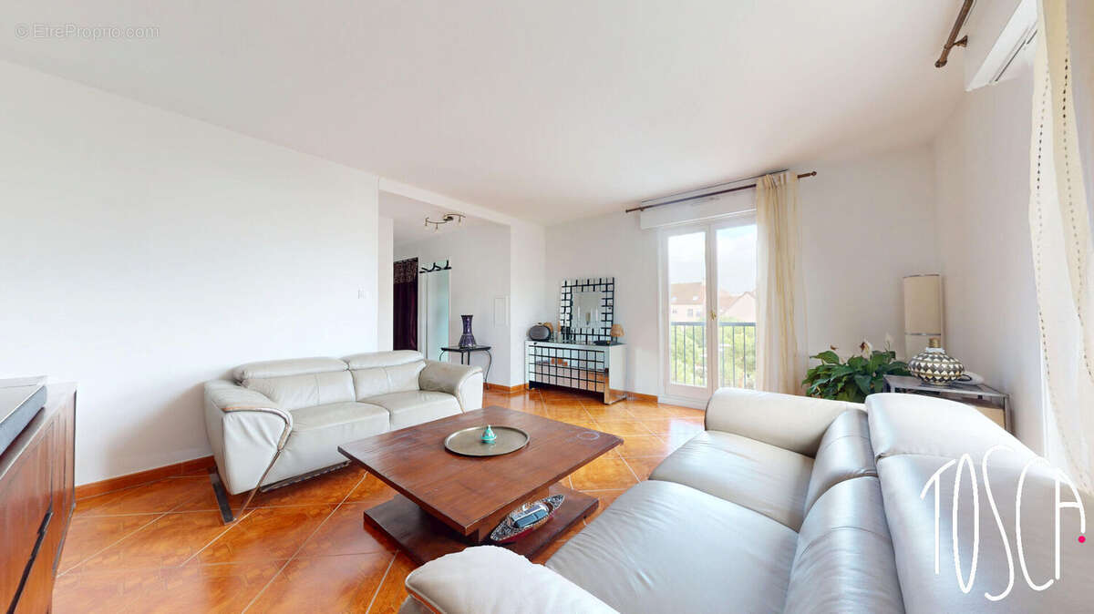 Appartement à THIAIS