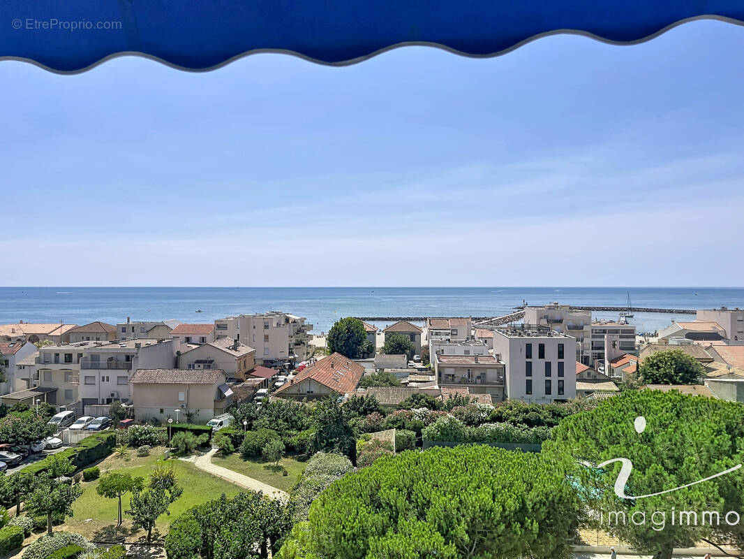 Appartement à MAUGUIO