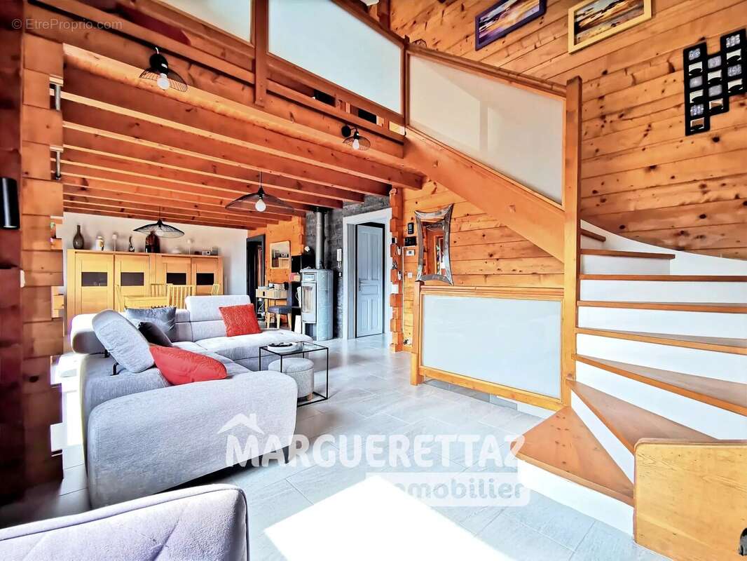 Chalet - vue dégagée - calme - 164 m² habitables - 2705 m² de terrain clôturé - Cœur de Boëge ! - photo 19