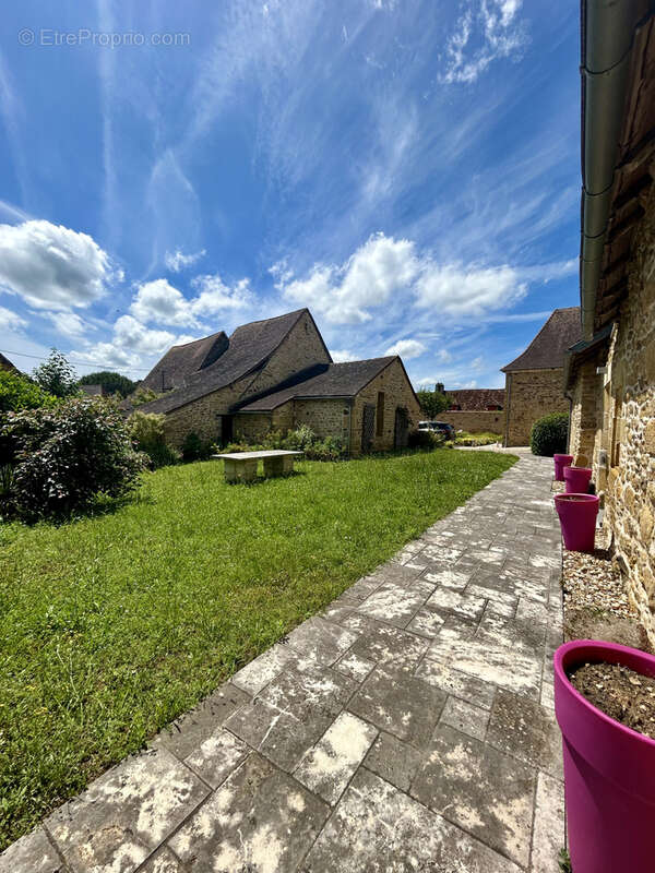 Maison à SAINT-SULPICE-D'EXCIDEUIL
