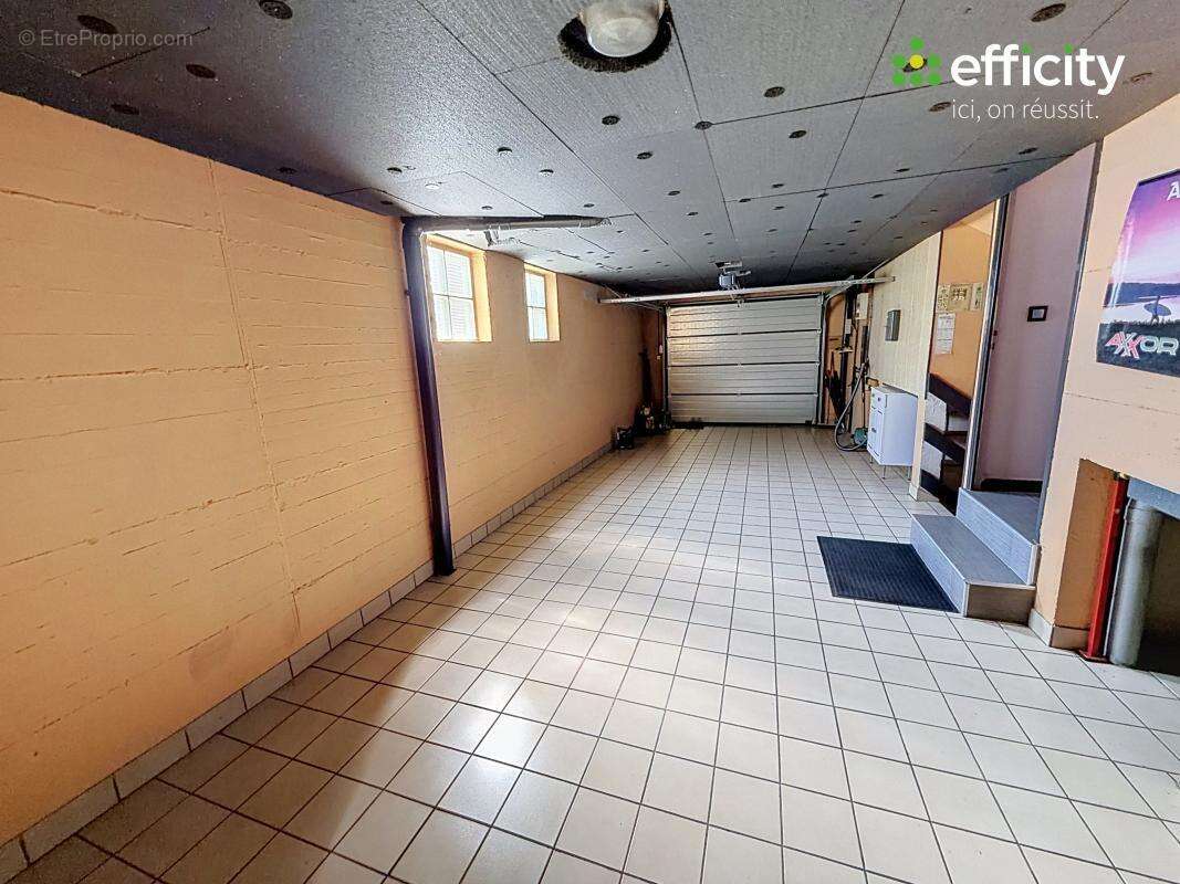 Maison 142 m² à Saint-Gregoire  - photo 15