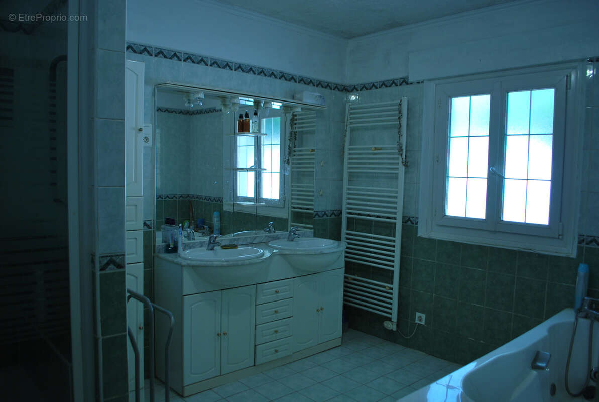 Maison à VILLECROZE