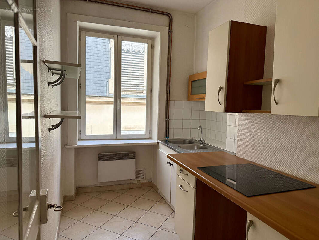Appartement à LYON-6E