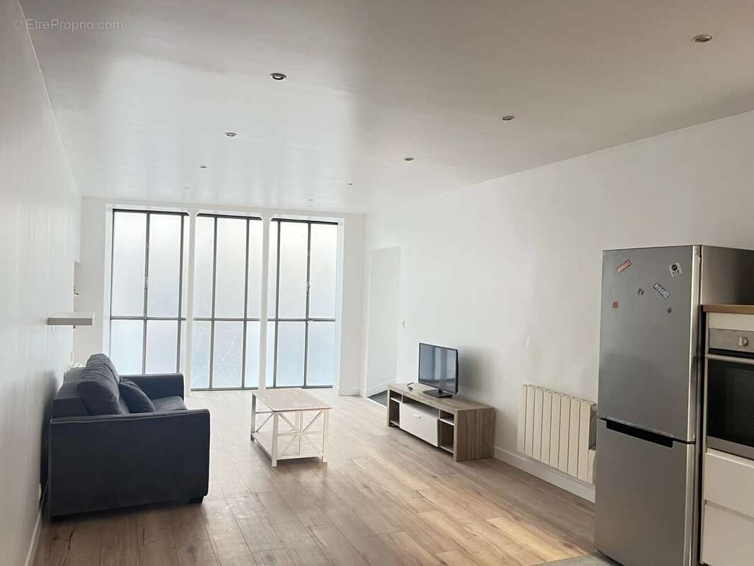 Appartement à PARIS-20E