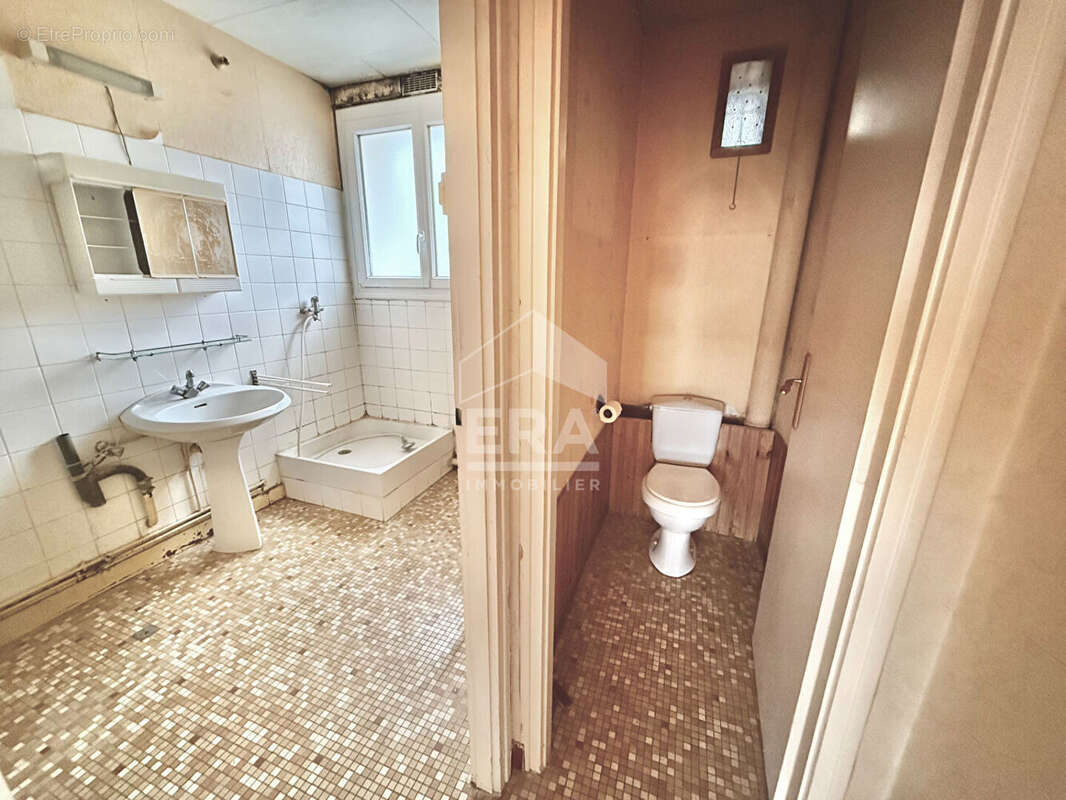 Appartement à SAINT-JEAN-DE-LA-RUELLE