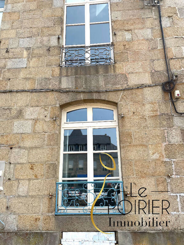 Commerce à LAMBALLE