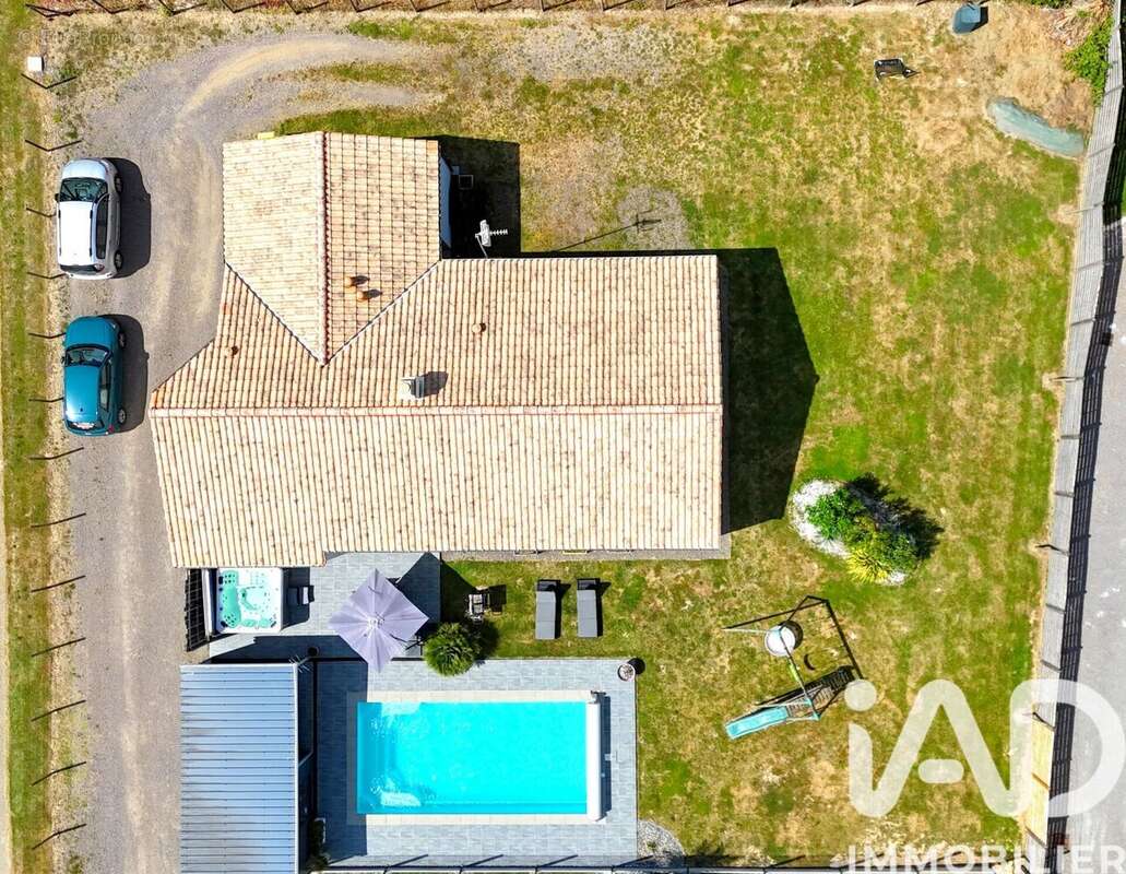 Maison 116 m² à Talmont-Saint-Hilaire  - photo 3