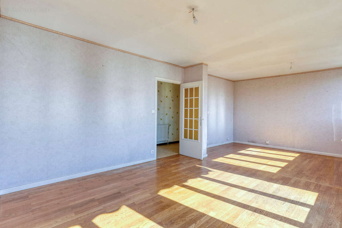 Appartement à MEYLAN