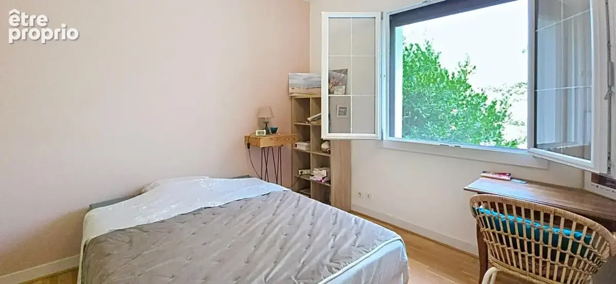 Maison Individuelle  sur sous-sol, de type 5, avec piscine, sur un terrain arboré et clos de 1750 m² - photo 13
