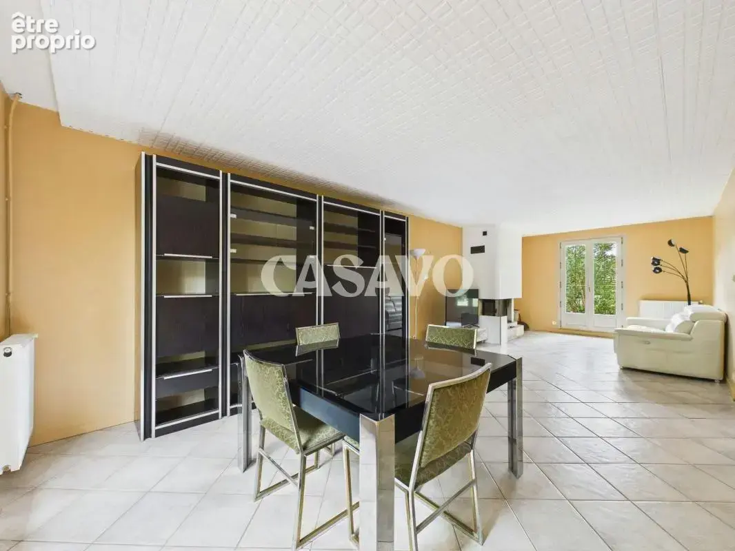 Vente Maison 4 pièces de 102m² - 33360 Latresne - photo 3