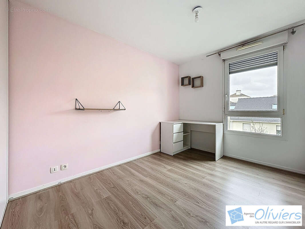 Appartement à MONTIGNY-LE-BRETONNEUX
