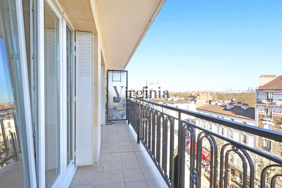 Appartement à CHARENTON-LE-PONT