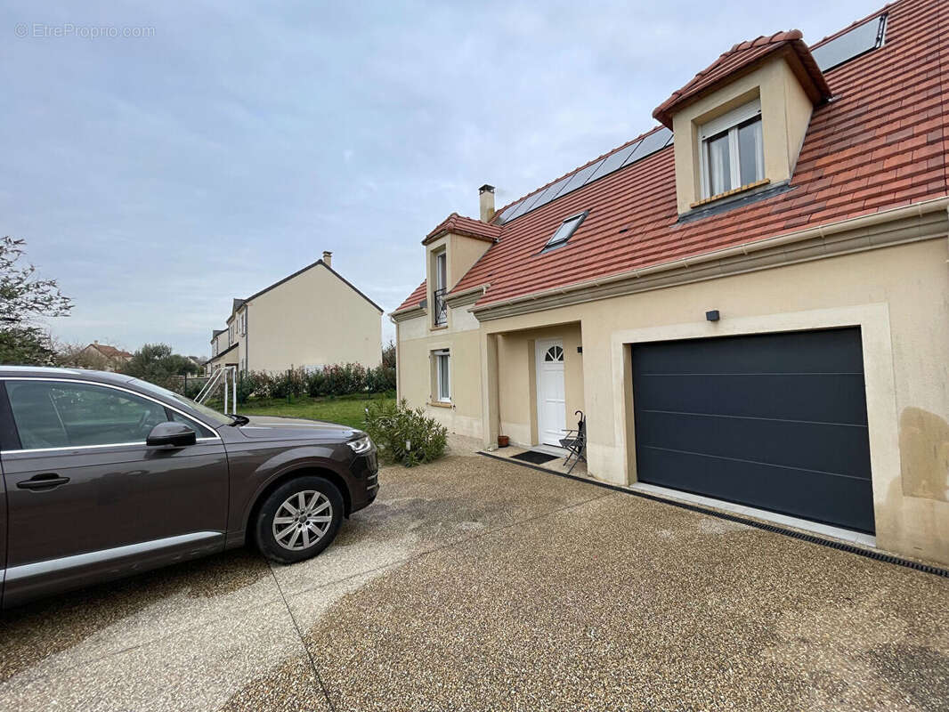 Maison à ANGERVILLE