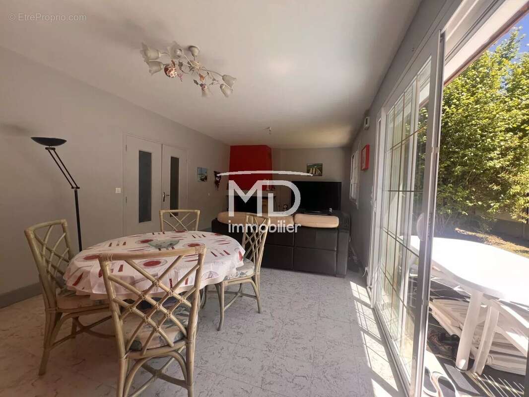 Evreux quartier navarre maison 6 pieces - photo 4