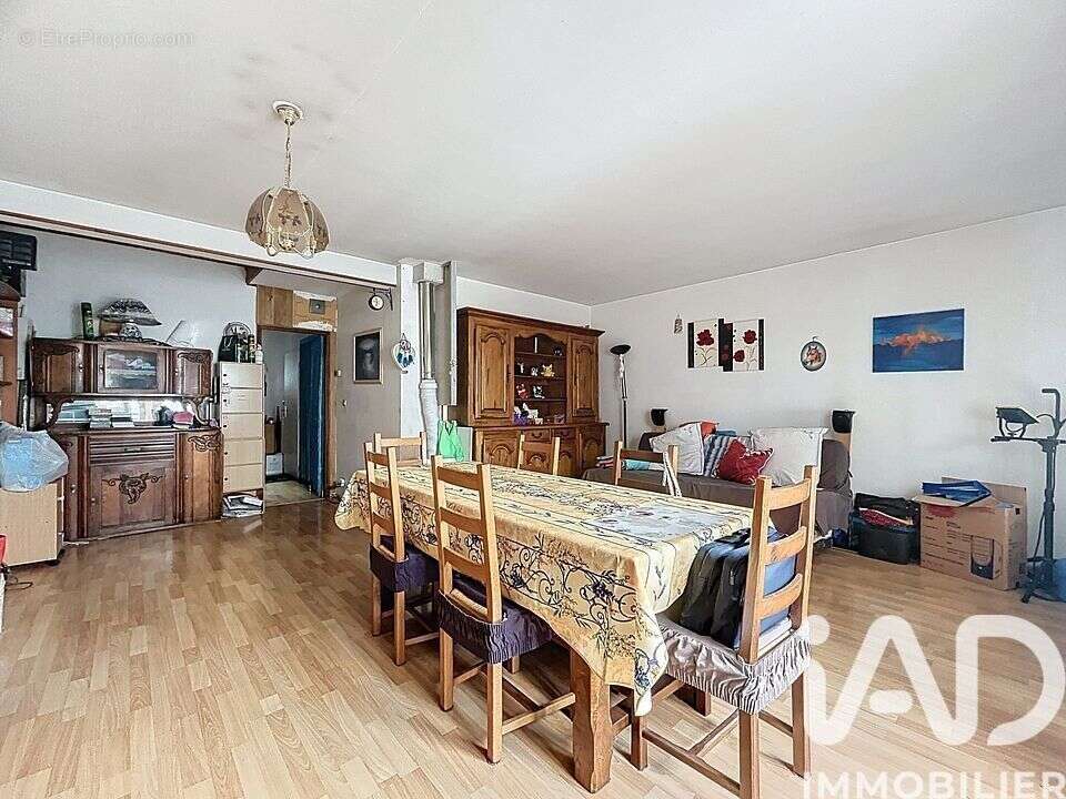 Photo 2 - Maison à BRIE-COMTE-ROBERT