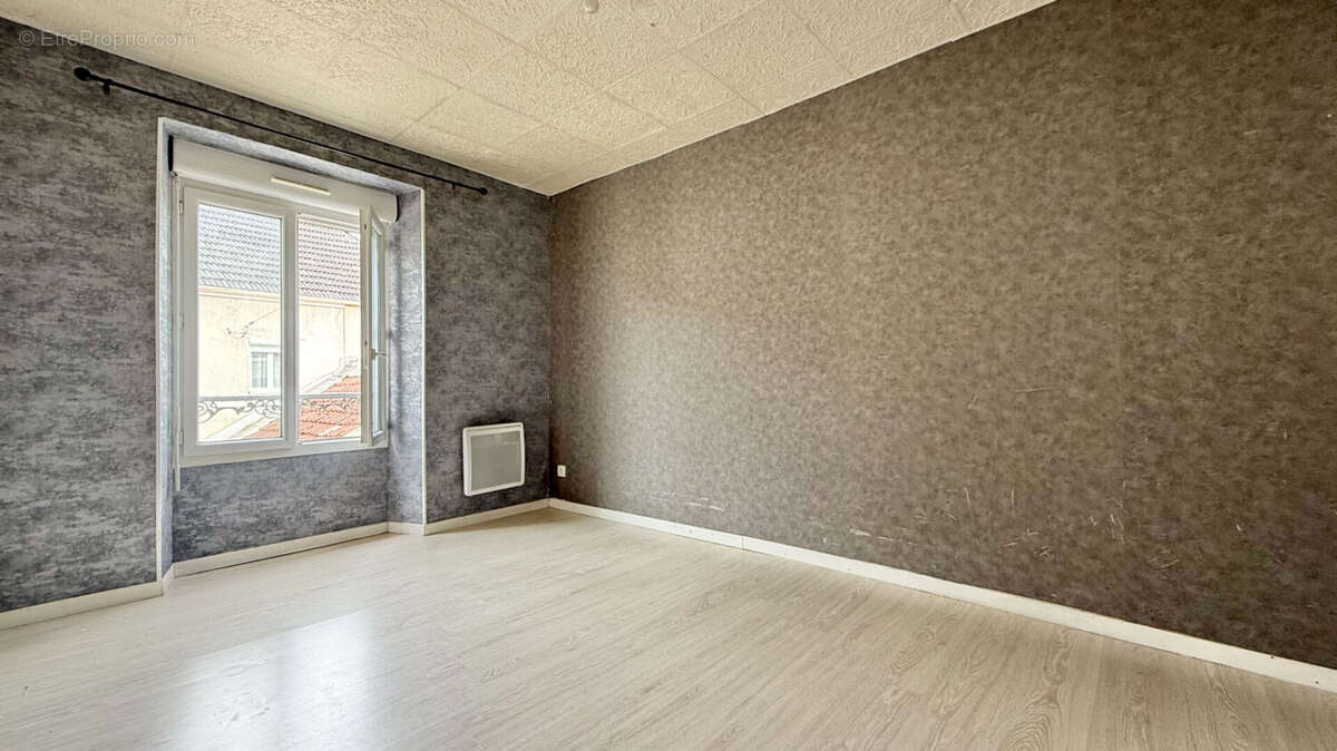 Appartement à CORBEIL-ESSONNES