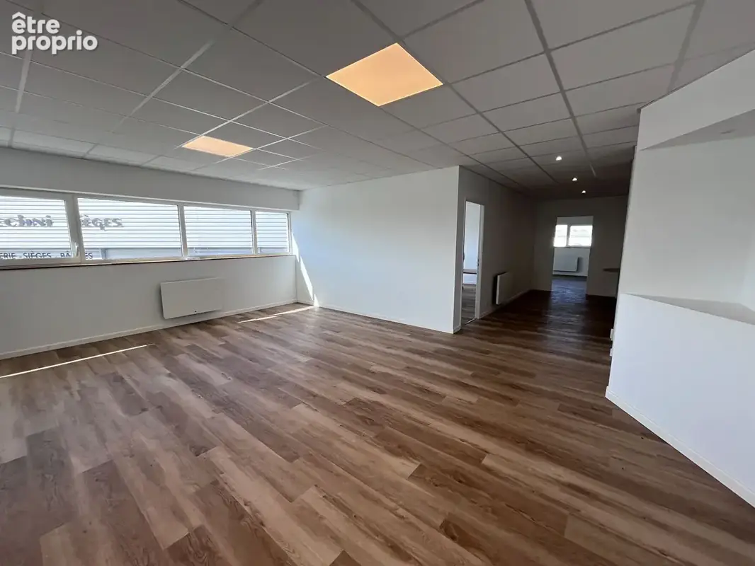 A vendre / a louer - guipavas kergaradec - bureaux neufs de 205 m² - photo 11