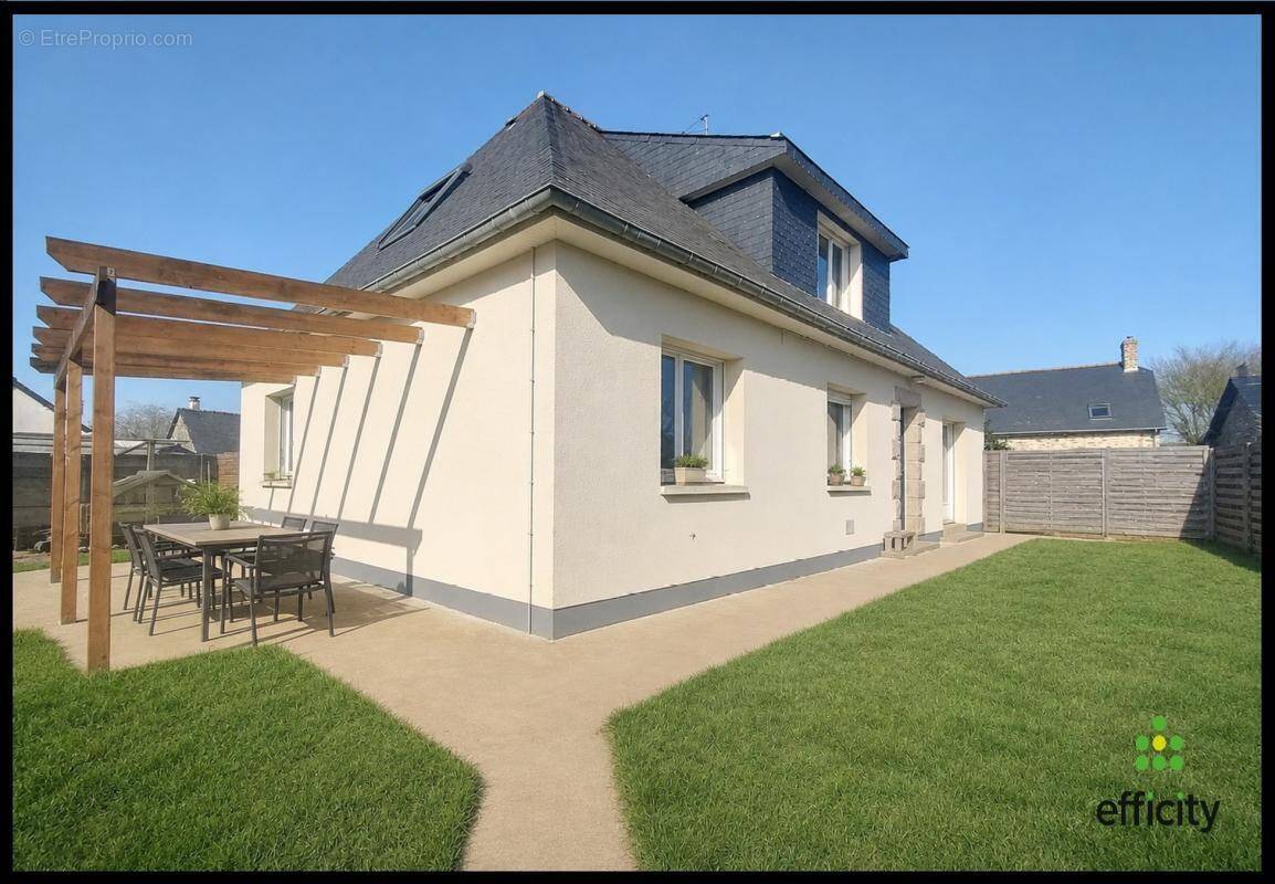 Maison à SERVON-SUR-VILAINE