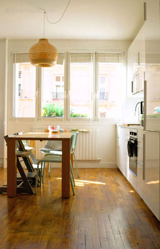 Appartement à PARIS-18E