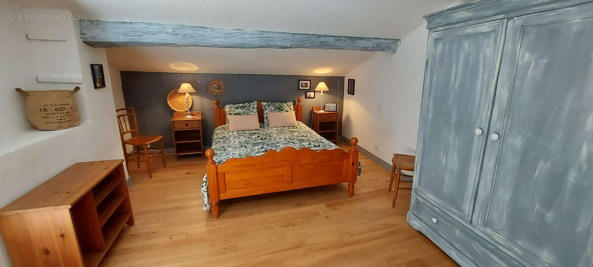 Maison à VILLECROZE