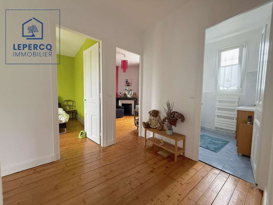 Maison 7 pièces 183 m² - Centre-ville - Crépy-en-Valois - photo 16