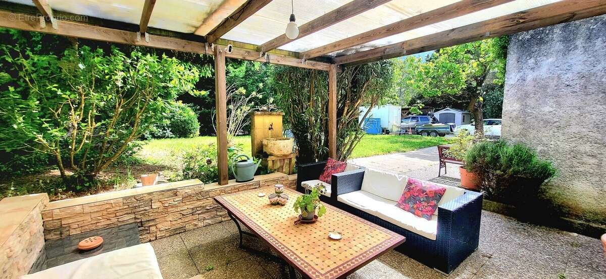 Maison à TOURRETTE-LEVENS