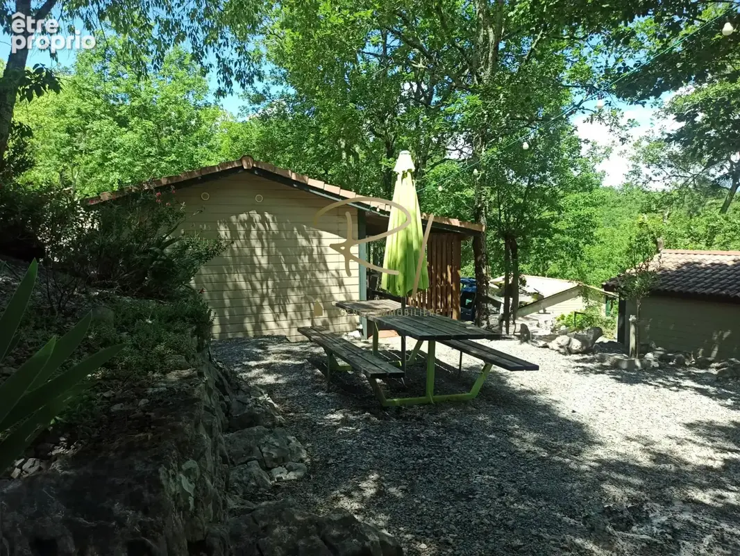 Chalet avec terrasse et piscine - SUD ARDECHE - photo 7