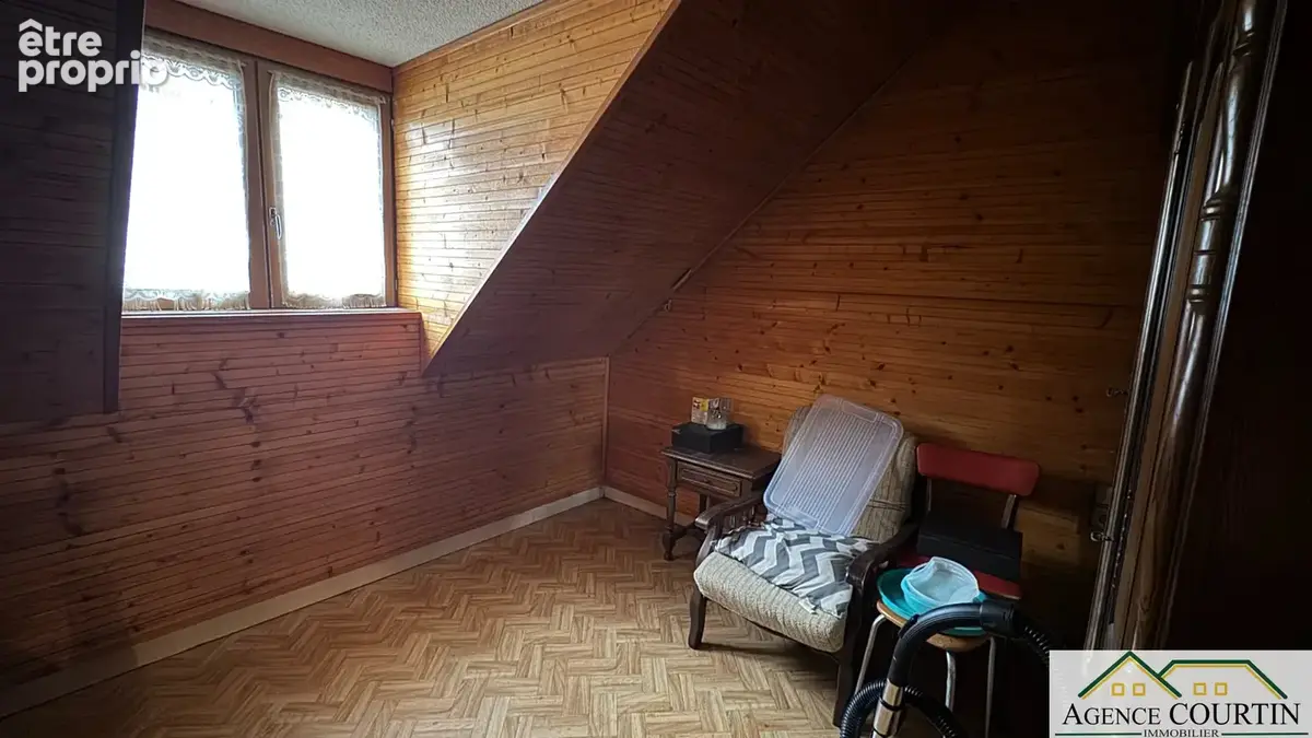 Immeuble de caractère avec ancien commerce, habitation et dépendance - photo 9