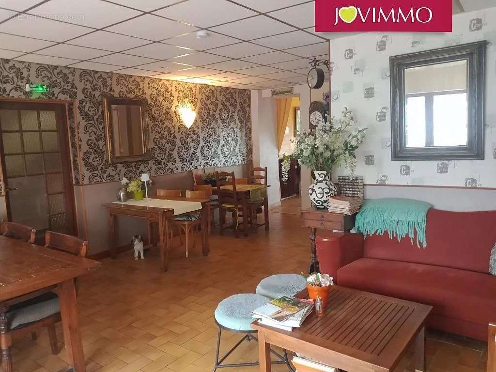 Commerce à LALIZOLLE