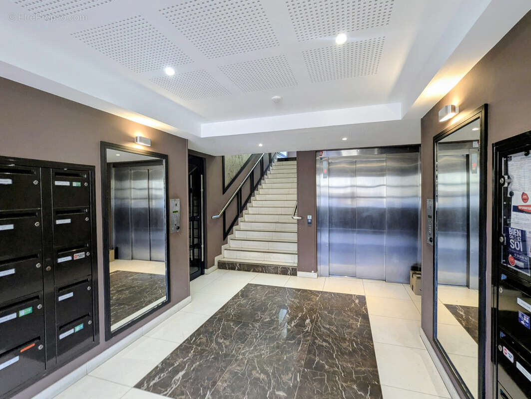 T2 avec balcon et box en centre-ville - photo 13