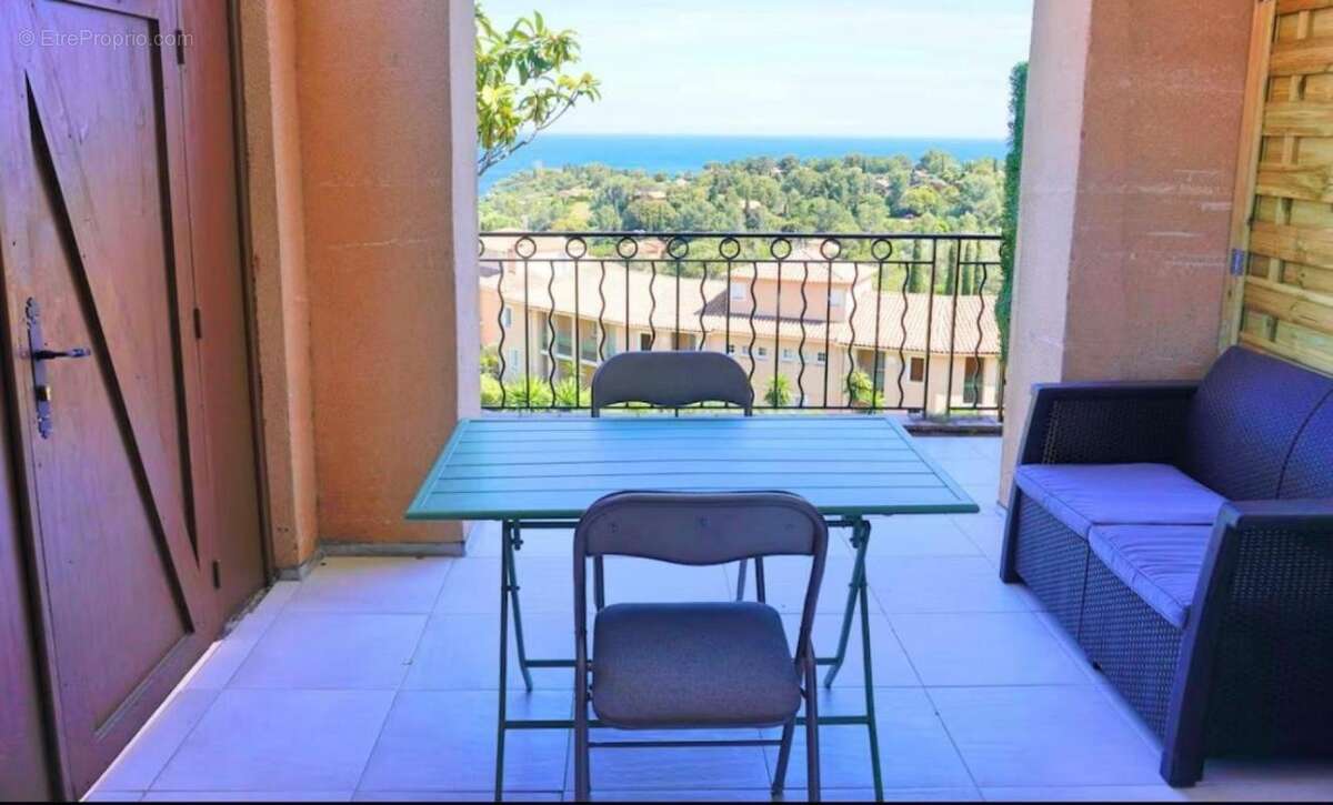 Appartement à SAINT-RAPHAEL