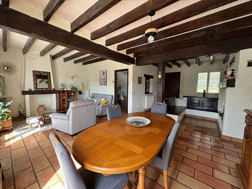 Maison à GAN