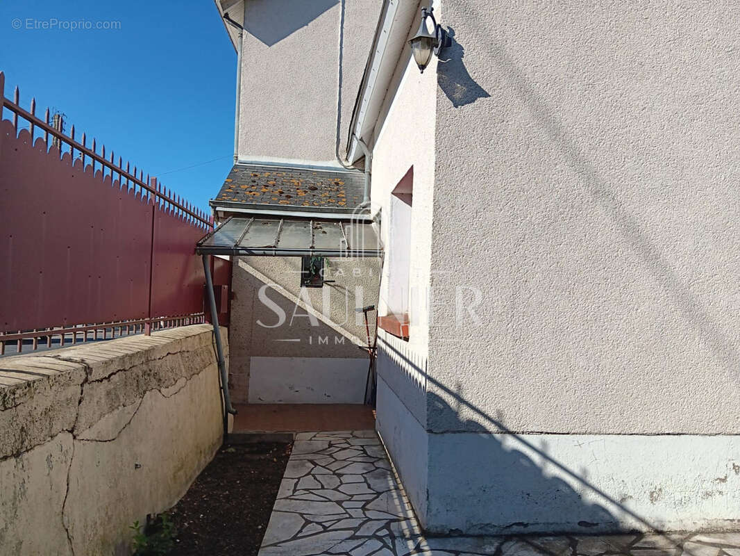 Maison à PONTLEVOY