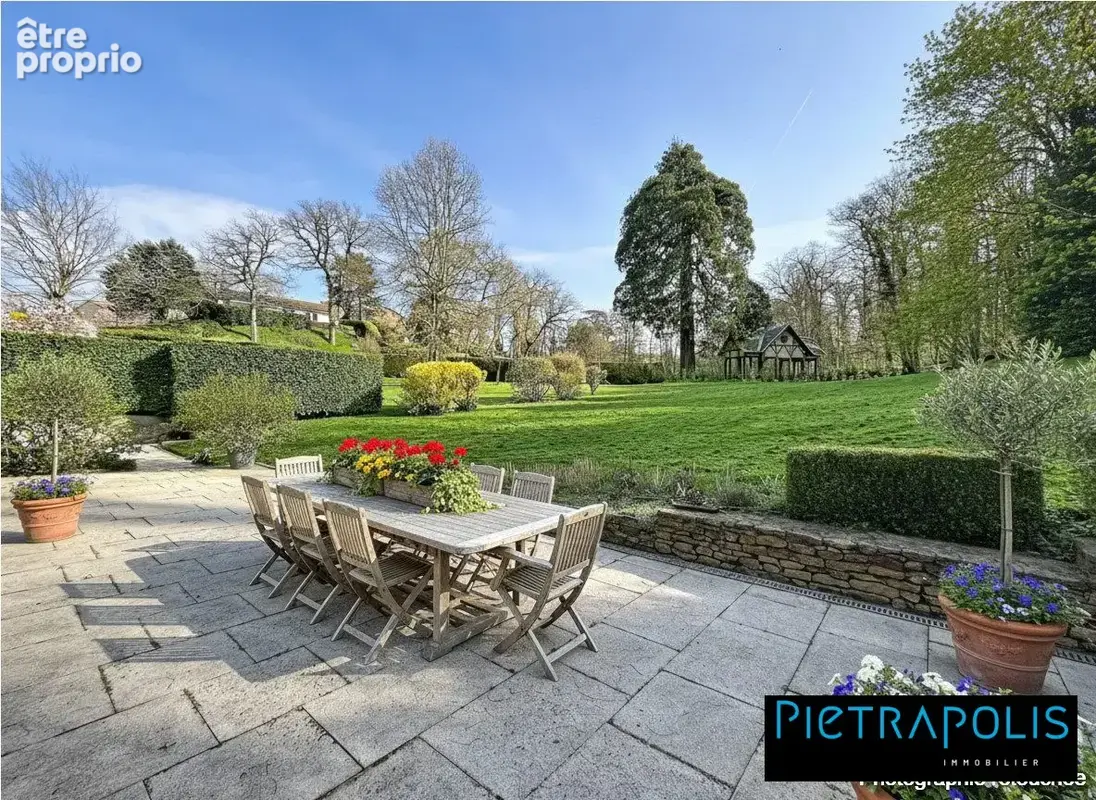 Photo Maison à Lissieu au prix de 890 000€