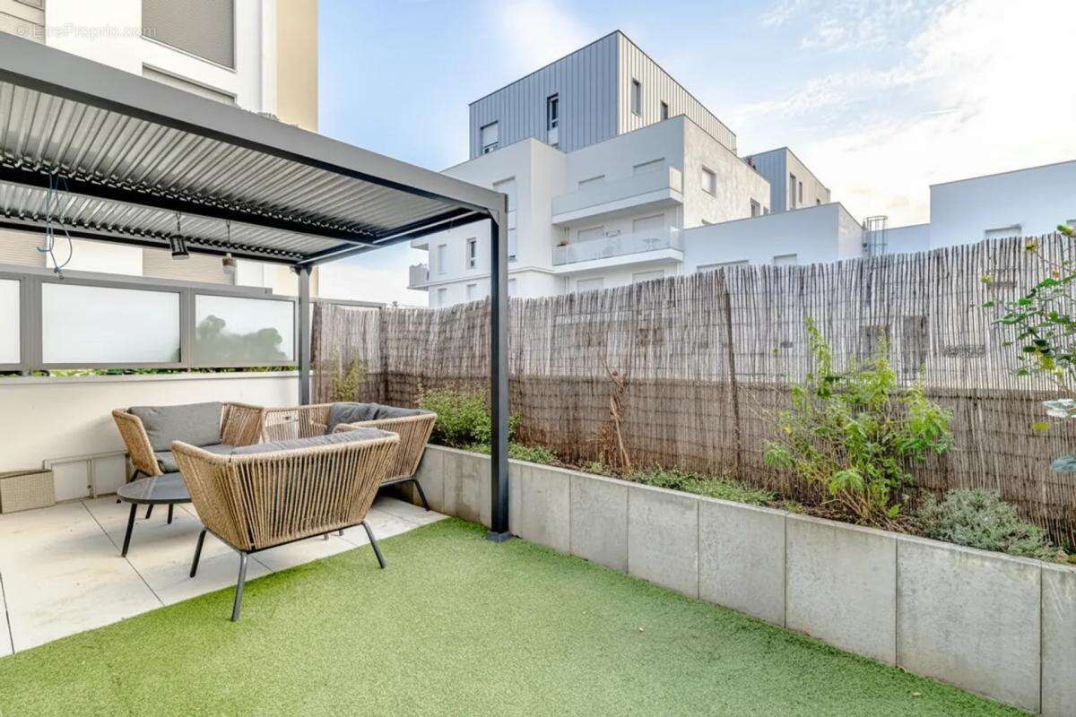 Appartement à COLOMBES
