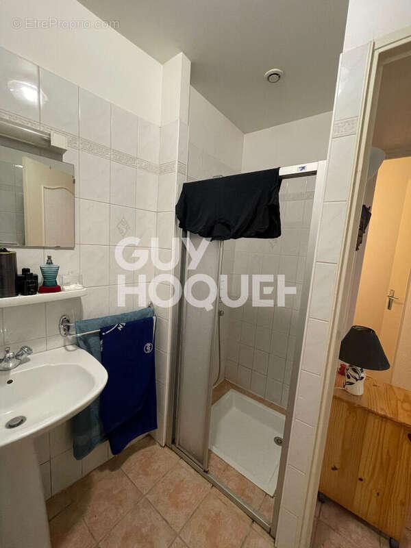 Appartement à COULANGES-LA-VINEUSE