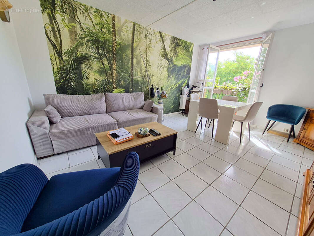 Appartement Taverny 5 pièce(s) 81.60 m2 - photo 2