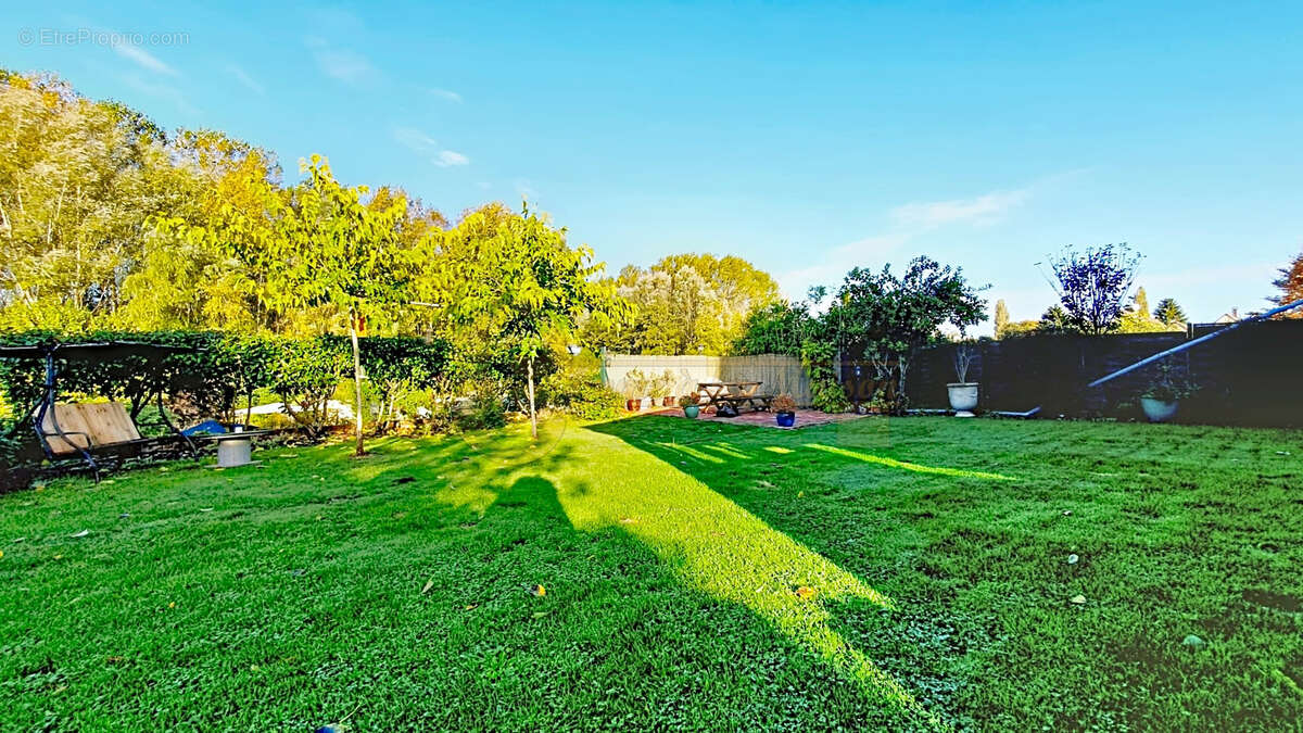 Appartement à HERMES