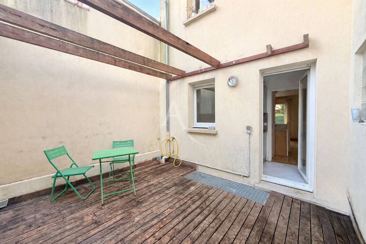 Appartement à NOGENT-SUR-MARNE