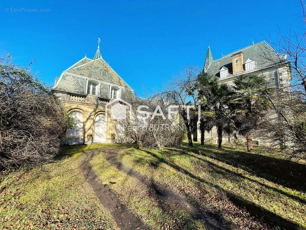 Maison 277 m² à Marignac  - photo 2