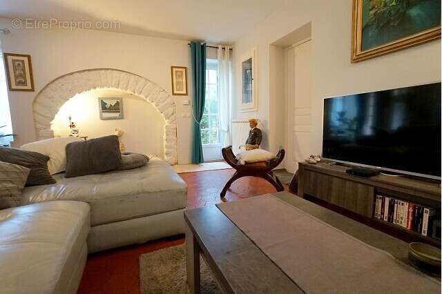 Maison à MEZIERES-SUR-SEINE